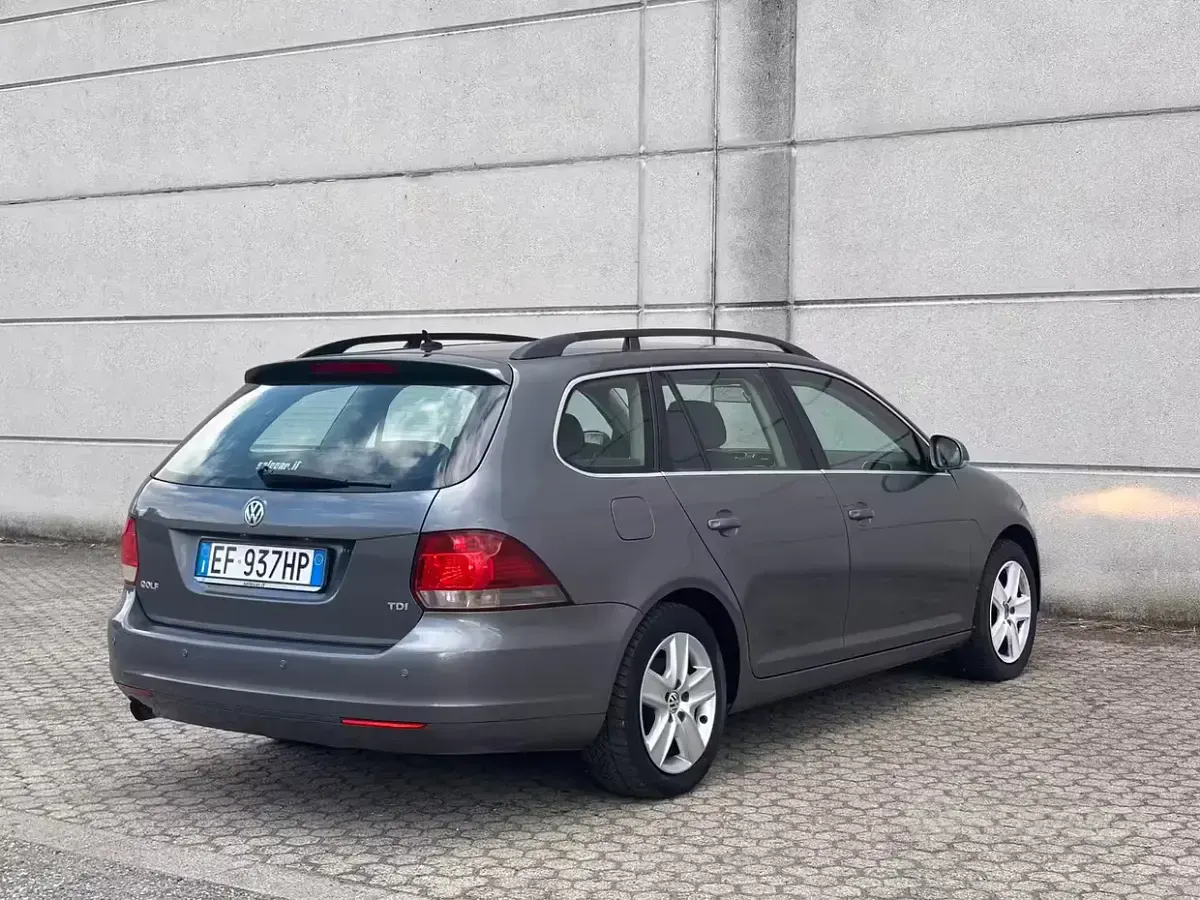 Usata VW Golf VI 105 CV (77 kW) 2010 Grigio Utilitaria