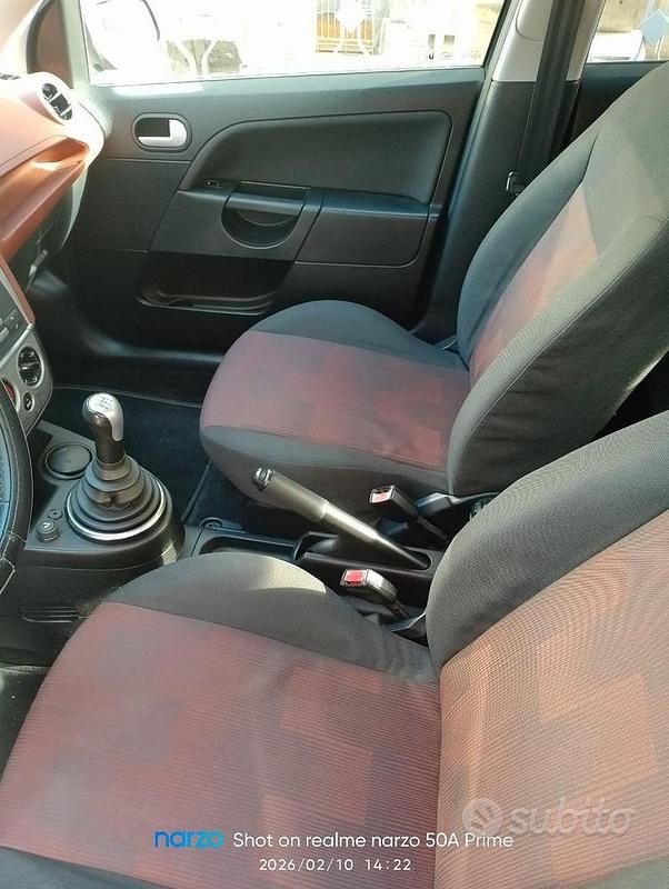 Usata Ford Fiesta 2008 Nero Utilitaria