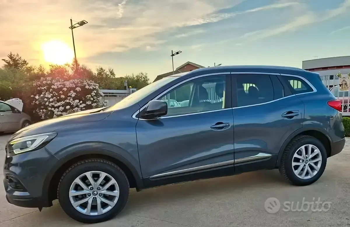 Usata Renault Kadjar Business 116 CV (85 kW) 2021 Grigio SUV