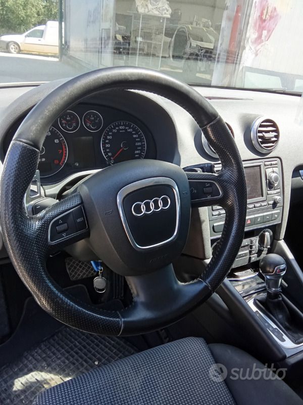 Usata 2010 Audi A3 Tre volumi | 7000 € - Immagine 1/4