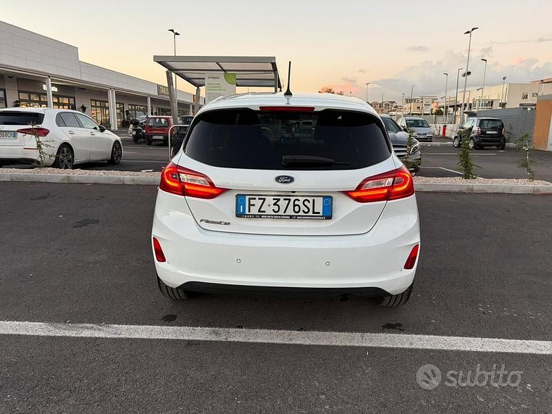 Usata Ford Fiesta Titanium 75 CV (55 kW) 2019 Bianco Berlina