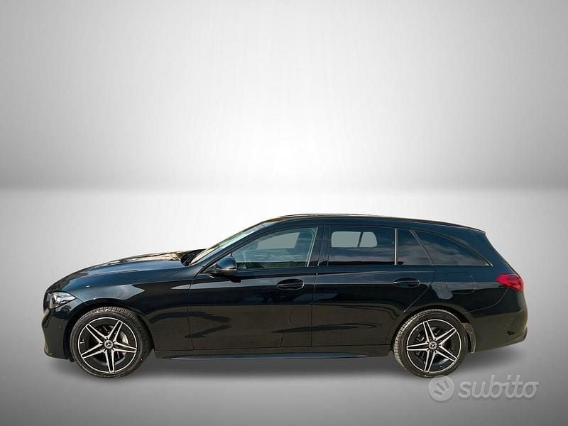 Usata Mercedes C300e Premium 204 CV (150 kW) 2022 Nero Station wagon