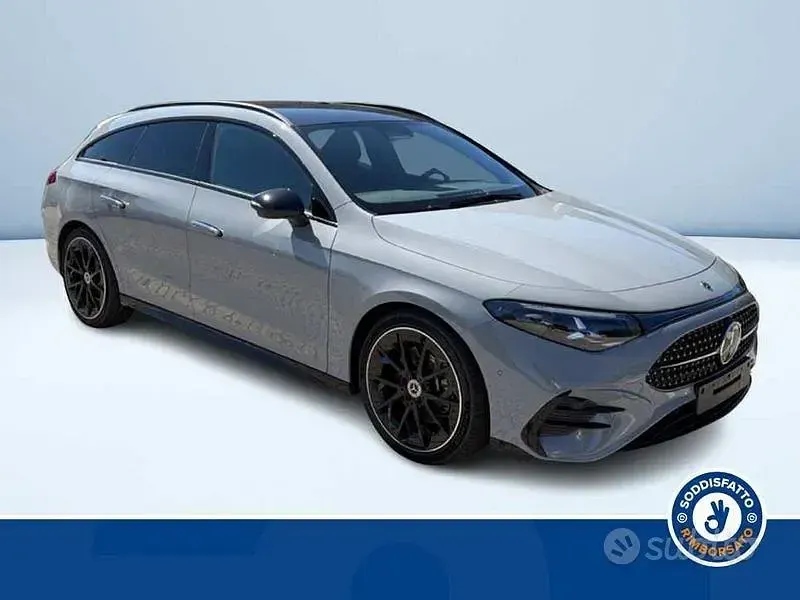 Nuova Mercedes CLA200 Shooting Brake AMG line 2026 Grigio Station wagon