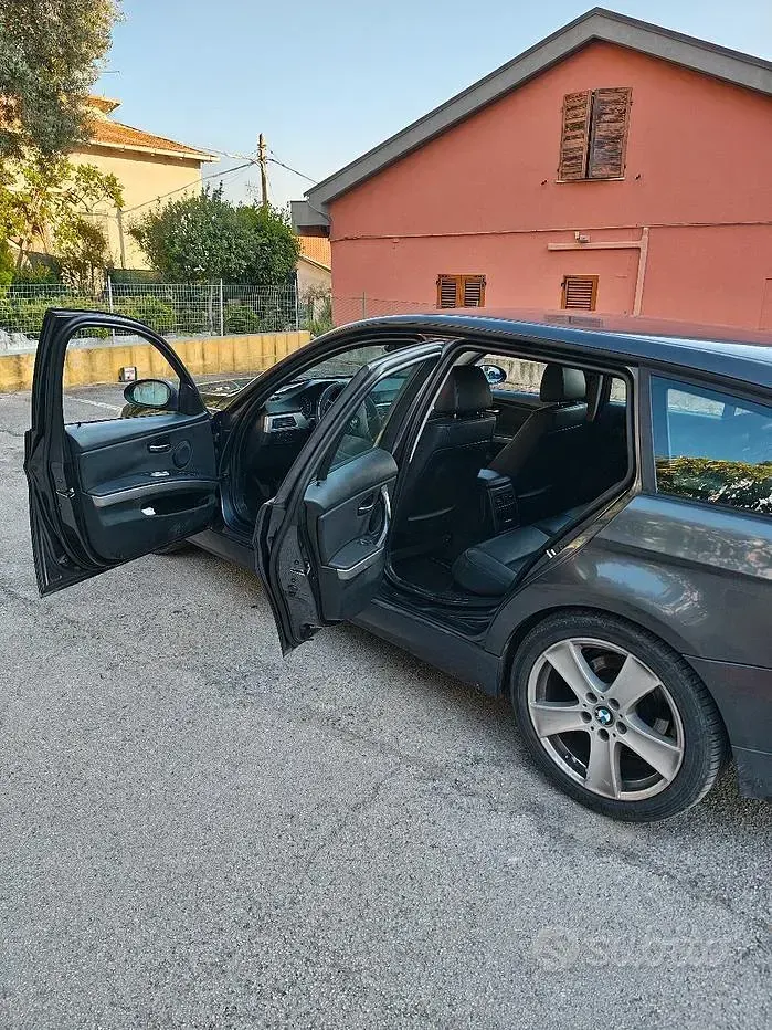 Usata BMW 320 177 CV (130 kW) 2008 Grigio Station wagon