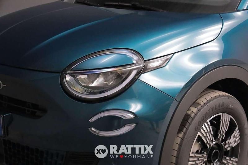 Nuova Fiat 600 Comfort 101 CV (74 kW) 2026 Verde mare SUV