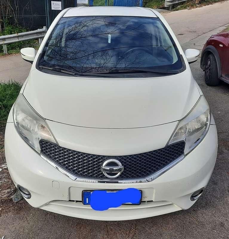 Usata Nissan Note Acenta 90 CV (66 kW) 2015 Bianco Utilitaria
