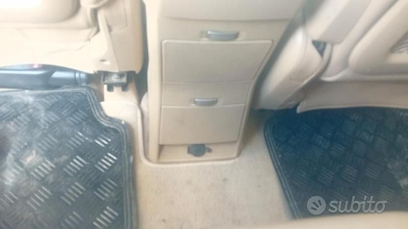 Usata Chevrolet Captiva 150 CV (110 kW) 2007 Nero SUV