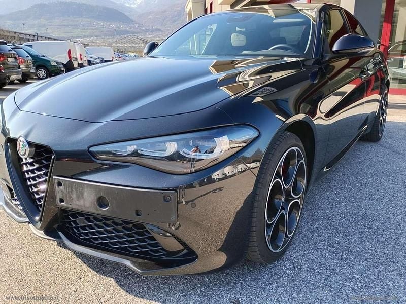 Usata Alfa Romeo Giulia Competizione 280 CV (205 kW) 2023 Nero Berlina
