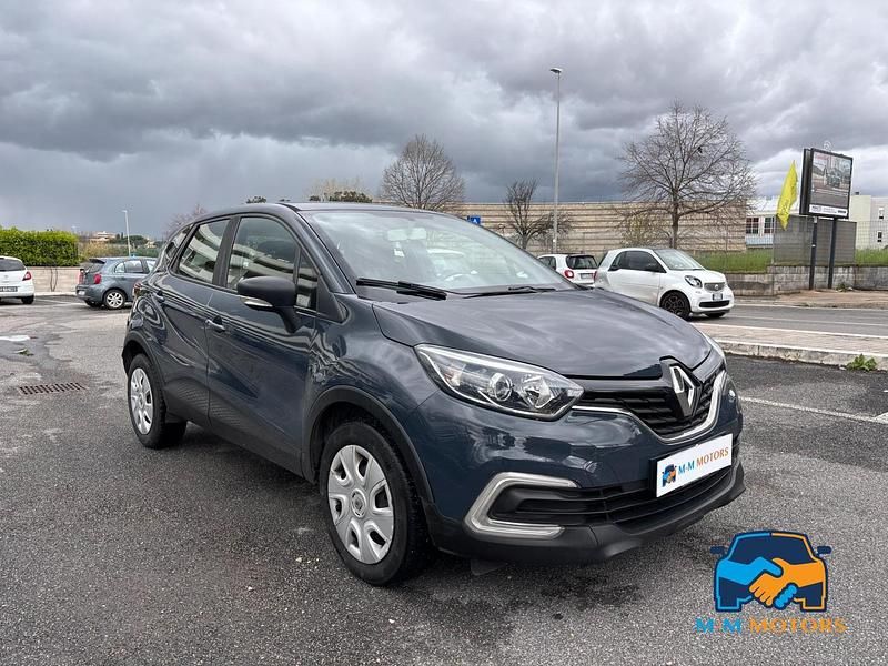 Usata Renault Captur Zen 90 CV (66 kW) 2018 Blu SUV