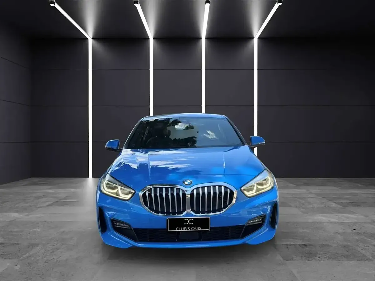 Usata BMW 116 M Sport 109 CV (80 kW) 2023 Blu estoril Utilitaria