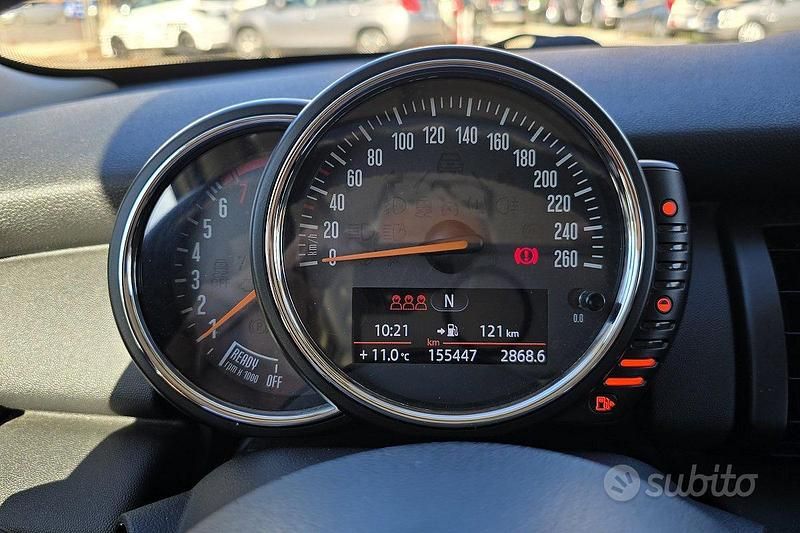 Usata Mini ONE 102 CV (75 kW) 2014 Giallo Utilitaria