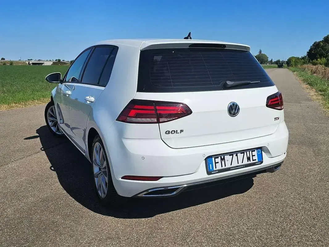 Usata VW Golf VII Executive 116 CV (85 kW) 2017 Bianco Berlina