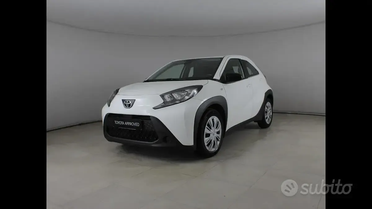 Usata Toyota Aygo X Active 72 CV (52 kW) 2023 SUV