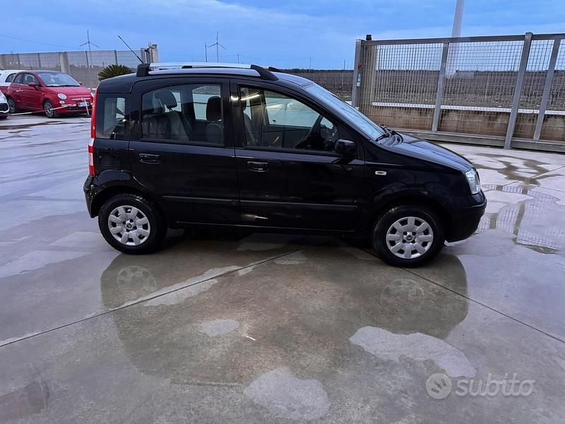 Usata Fiat Panda Dynamic 60 CV (44 kW) 2009 Nero Utilitaria