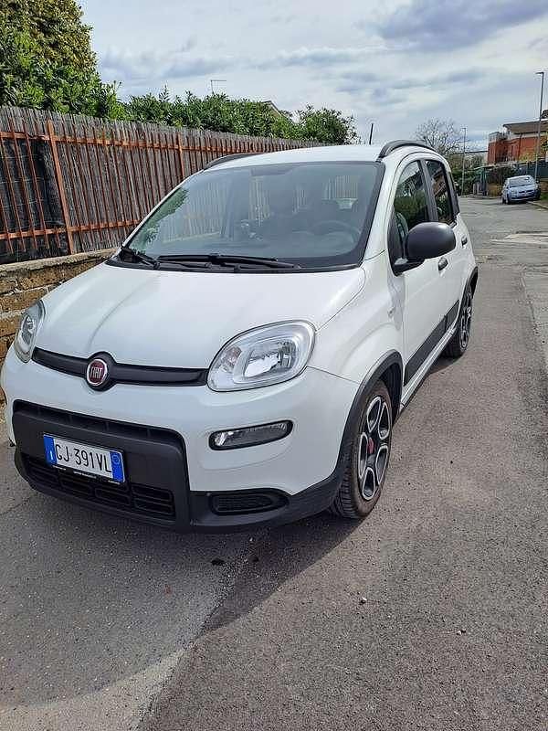 Usata Fiat Panda City Life 69 CV (50 kW) 2022 Bianco Utilitaria