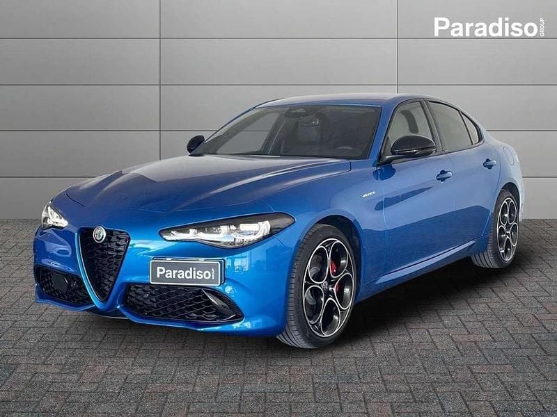 Blu Nuova 2025 Alfa Romeo Giulia Veloce Tre volumi | 51.700 € (Molto cara) - Immagine 1/4