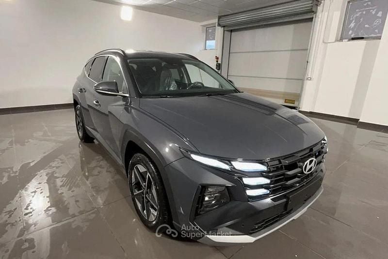 Nuova Hyundai Tucson 136 CV (100 kW) 2026 Gray SUV