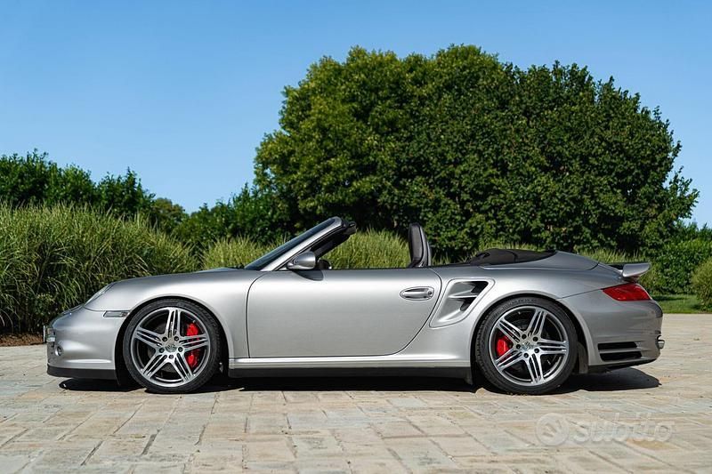 Usata Porsche 997 479 CV (352 kW) 2008 Grigio Cabrio