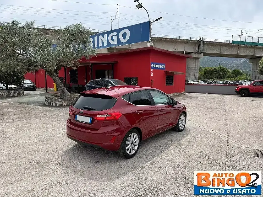 Usata Ford Fiesta Titanium 75 CV (55 kW) 2020 Rosso Utilitaria