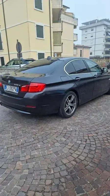 Usata BMW 525 204 CV (150 kW) 2011 Berlina