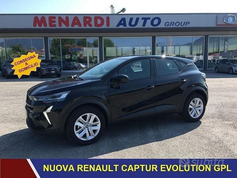 Nuova Renault Captur Evolution 100 CV (73 kW) 2025 Nero SUV