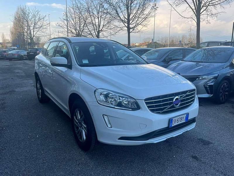 Usata Volvo XC60 R-Design Kinetic 203 CV (149 kW) 2014 Bianco SUV