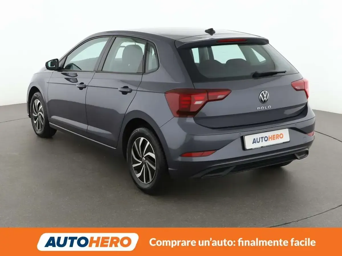 Usata VW Polo 80 CV (58 kW) 2021 Grigio Utilitaria