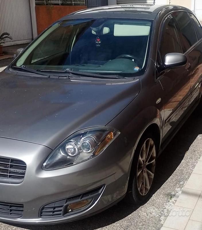 Usata 2008 Fiat Croma Tre volumi | 1900 € (Buon prezzo) - Immagine 1/4