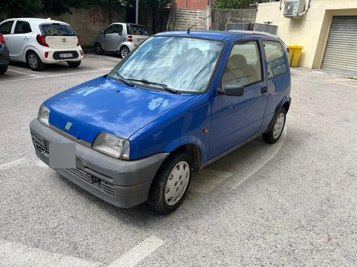 Usado Fiat 500 39 CV (28 kW) 1996 Azul Berlina