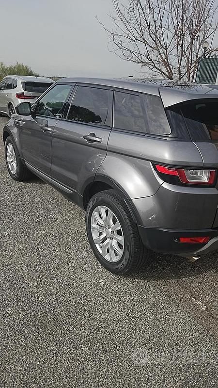 Usata Land Rover Range Rover evoque 2017 Grigio Station wagon