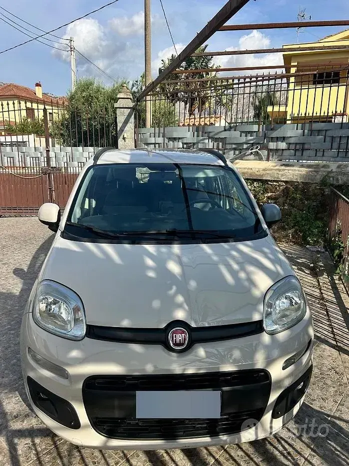 Usata Fiat Panda Easy 85 CV (62 kW) 2017 Giallo Utilitaria