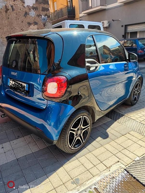 Usata Smart ForFour 71 CV (52 kW) 2016 Blu Utilitaria