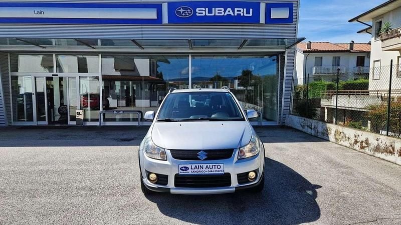 Usata Suzuki SX4 107 CV (78 kW) 2009 Argento SUV