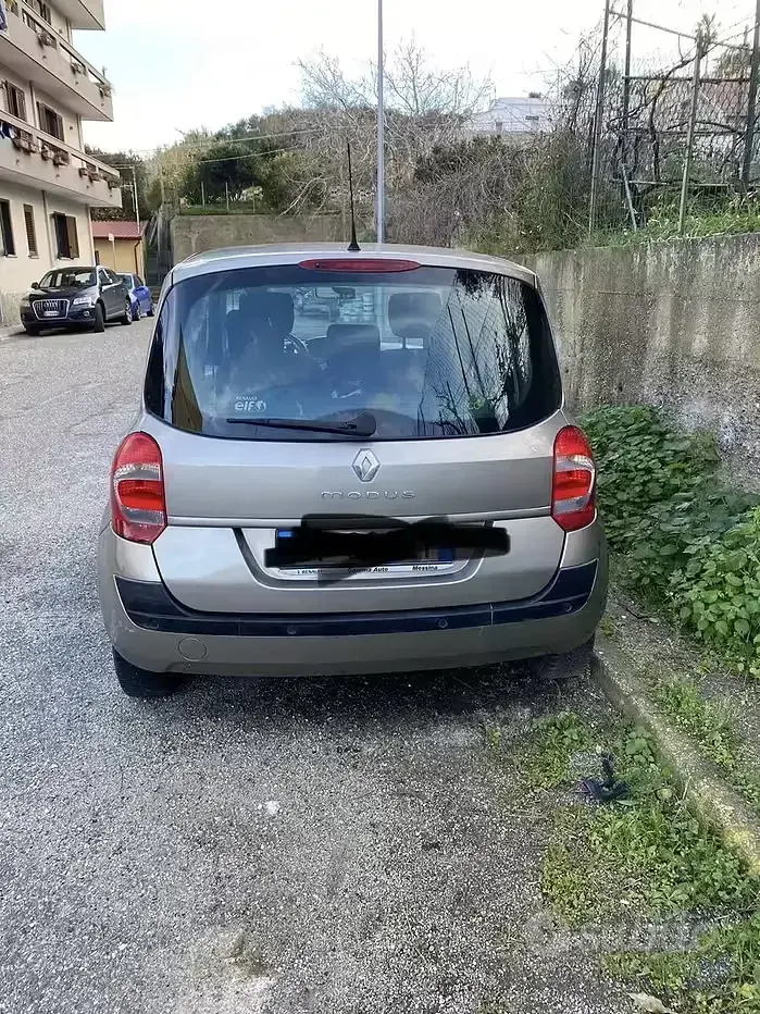 Usata Renault Modus 75 CV (55 kW) 2008 Monovolume