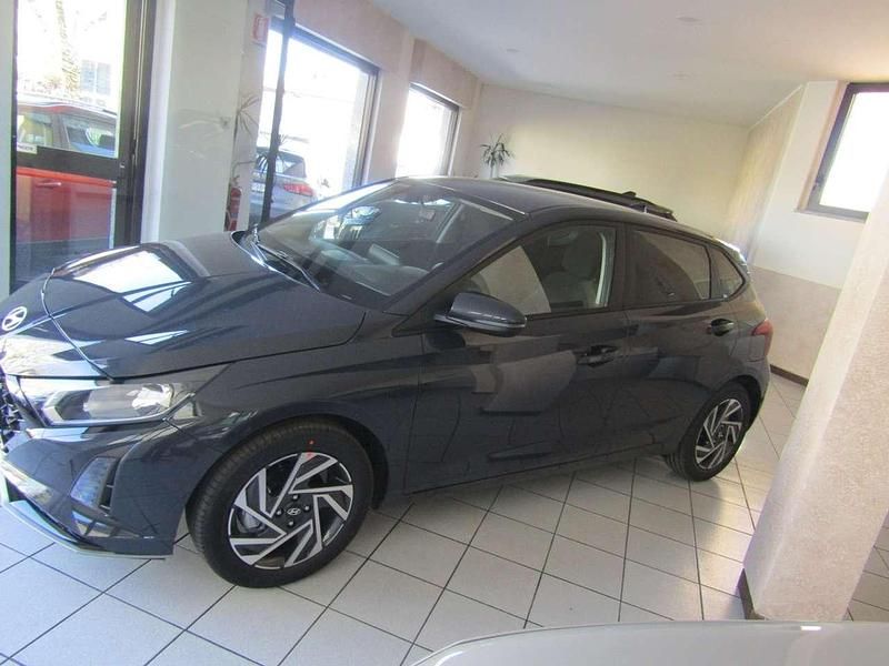Nuova Hyundai i20 90 CV (66 kW) 2026 Aurora grey met Utilitaria
