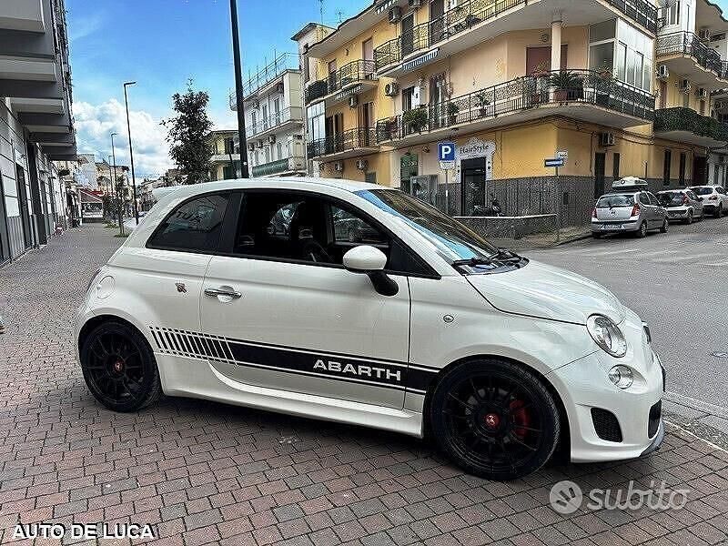 Usata Abarth 500 135 CV (99 kW) 2015 Nero Utilitaria