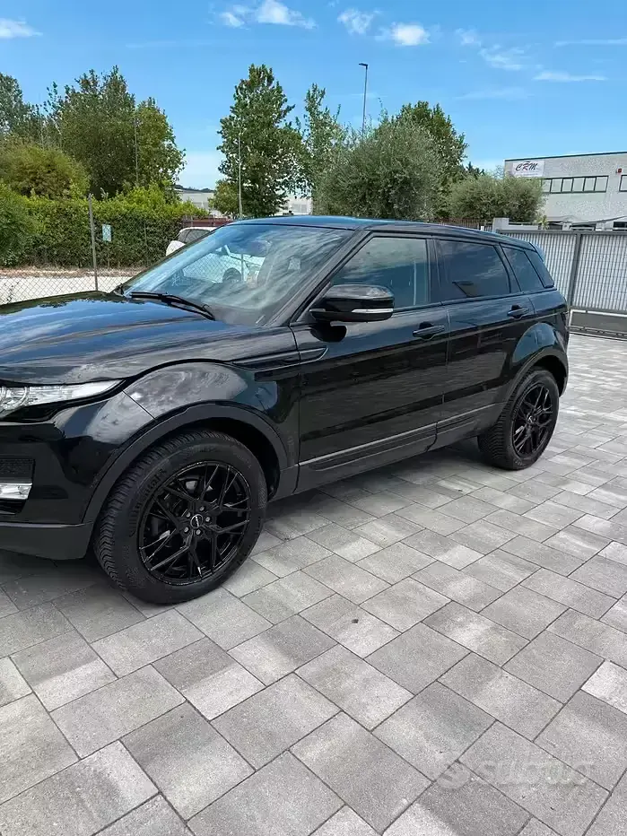 Usata Land Rover Range Rover evoque 190 CV (139 kW) 2012 Nero SUV