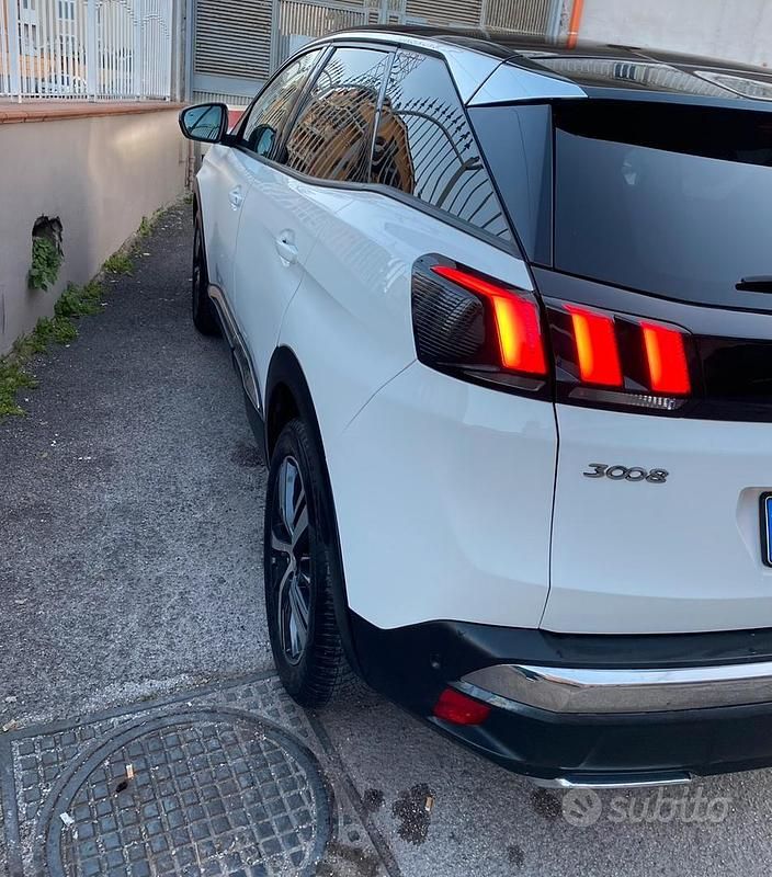 Usata Peugeot 3008 130 CV (95 kW) 2020 Bianco SUV