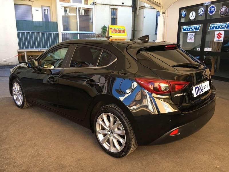 Usata Mazda 3 Exceed 105 CV (77 kW) 2016 Nero Berlina