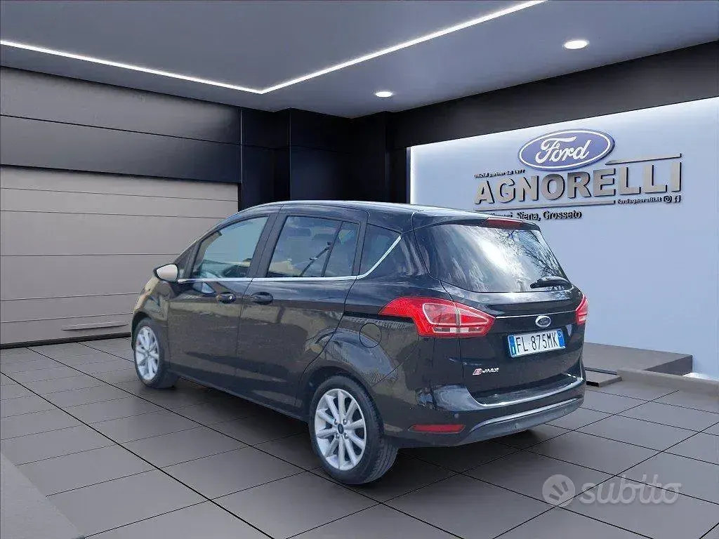 Usata Ford B-MAX Titanium 75 CV (55 kW) 2017 Nero Monovolume