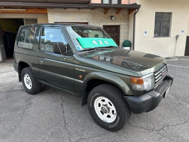 Usata Mitsubishi Pajero Select 100 CV (73 kW) 1998 Marrone SUV
