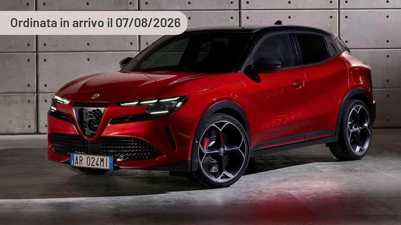Nuova Alfa Romeo Junior Ti 145 CV (106 kW) 2025 Argento SUV