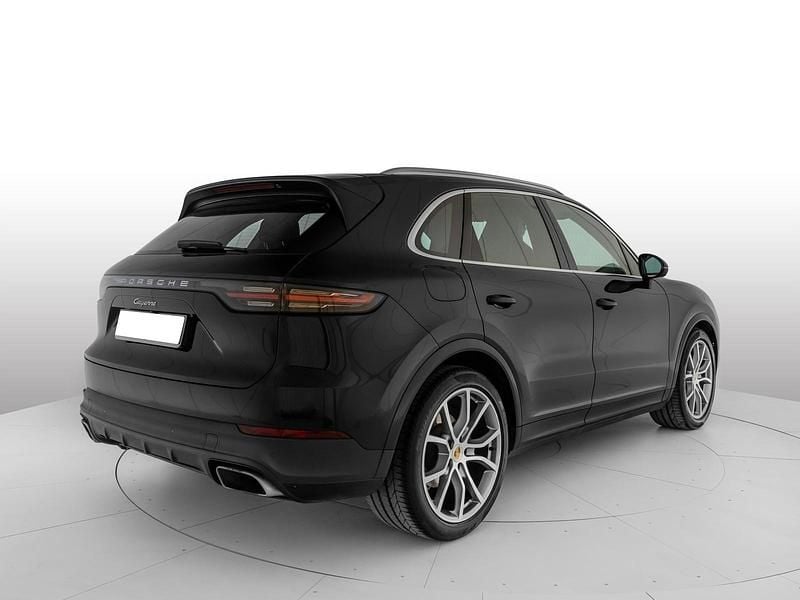Usata Porsche Cayenne 340 CV (250 kW) 2018 Nero jet metallizzato/nero jet metallizzato SUV