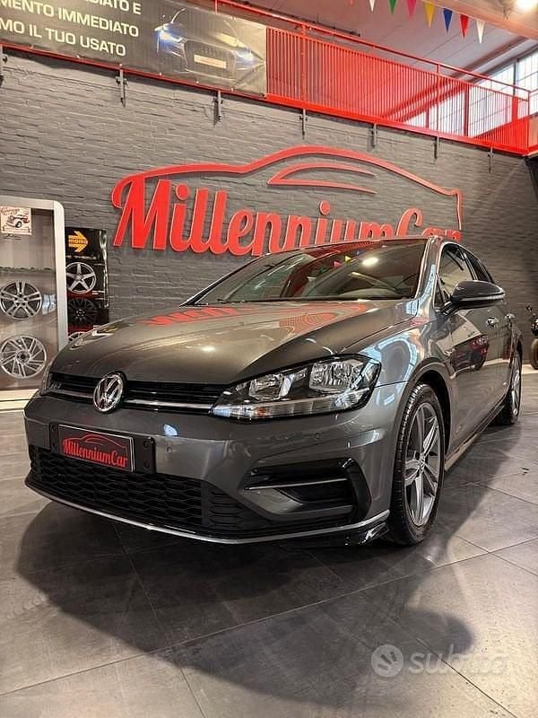 Grigio Usata 2019 VW Golf R-line Berlina | 18.500 € (Buon prezzo) - Immagine 1/4