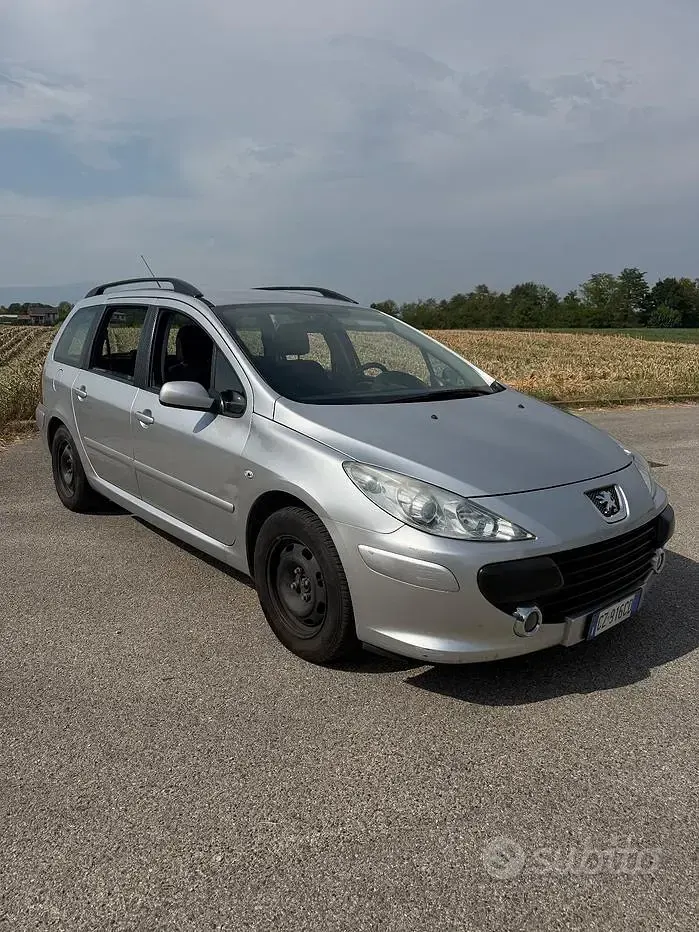 Usata Peugeot 307 109 CV (80 kW) 2006 Grigio Berlina