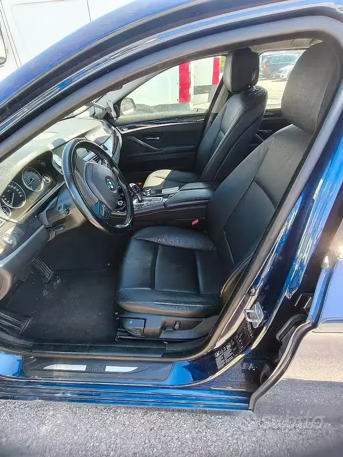 Usata BMW 530 258 CV (189 kW) 2013 Bluazzurro Station wagon