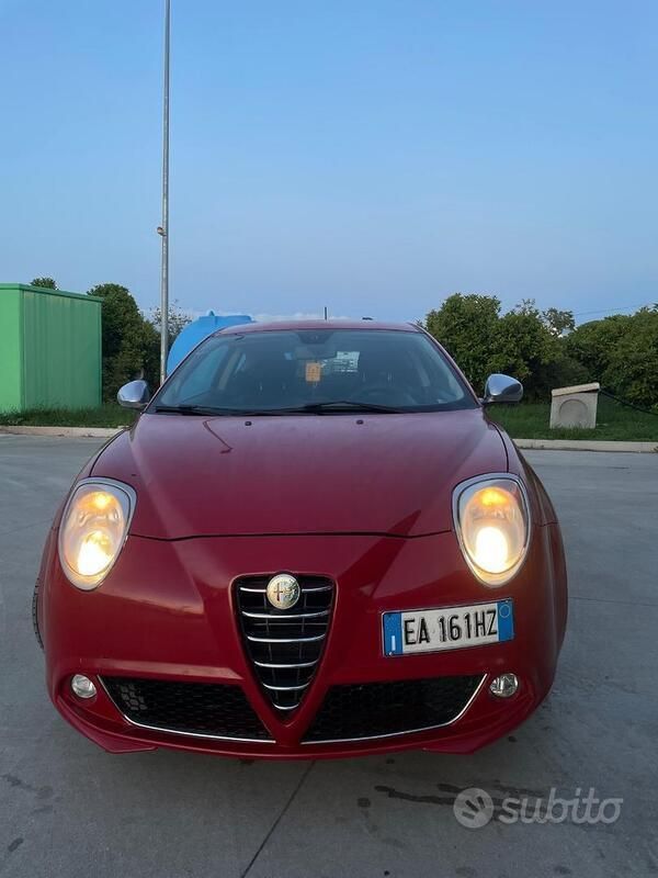 Usata 2009 Alfa Romeo MiTo Due volumi | 4000 € - Immagine 1/4