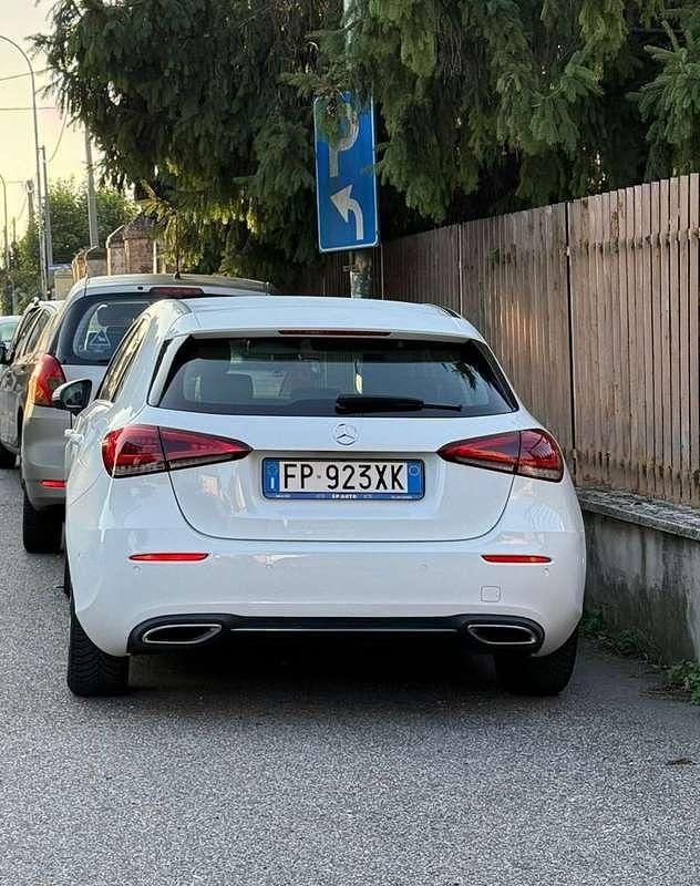 Usata Mercedes A180 Business 116 CV (85 kW) 2018 Berlina