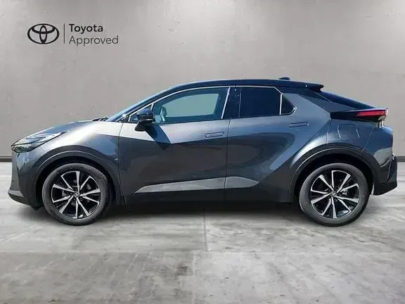 Usata Toyota C-HR Trend 152 CV (111 kW) 2024 Dark grey met SUV