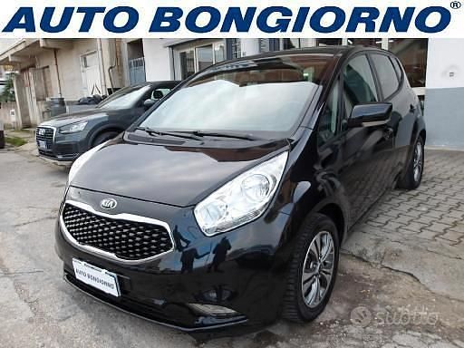 Nero Usata 2015 Kia Venga Active Due volumi | 7900 € (Buon prezzo) - Immagine 1/4